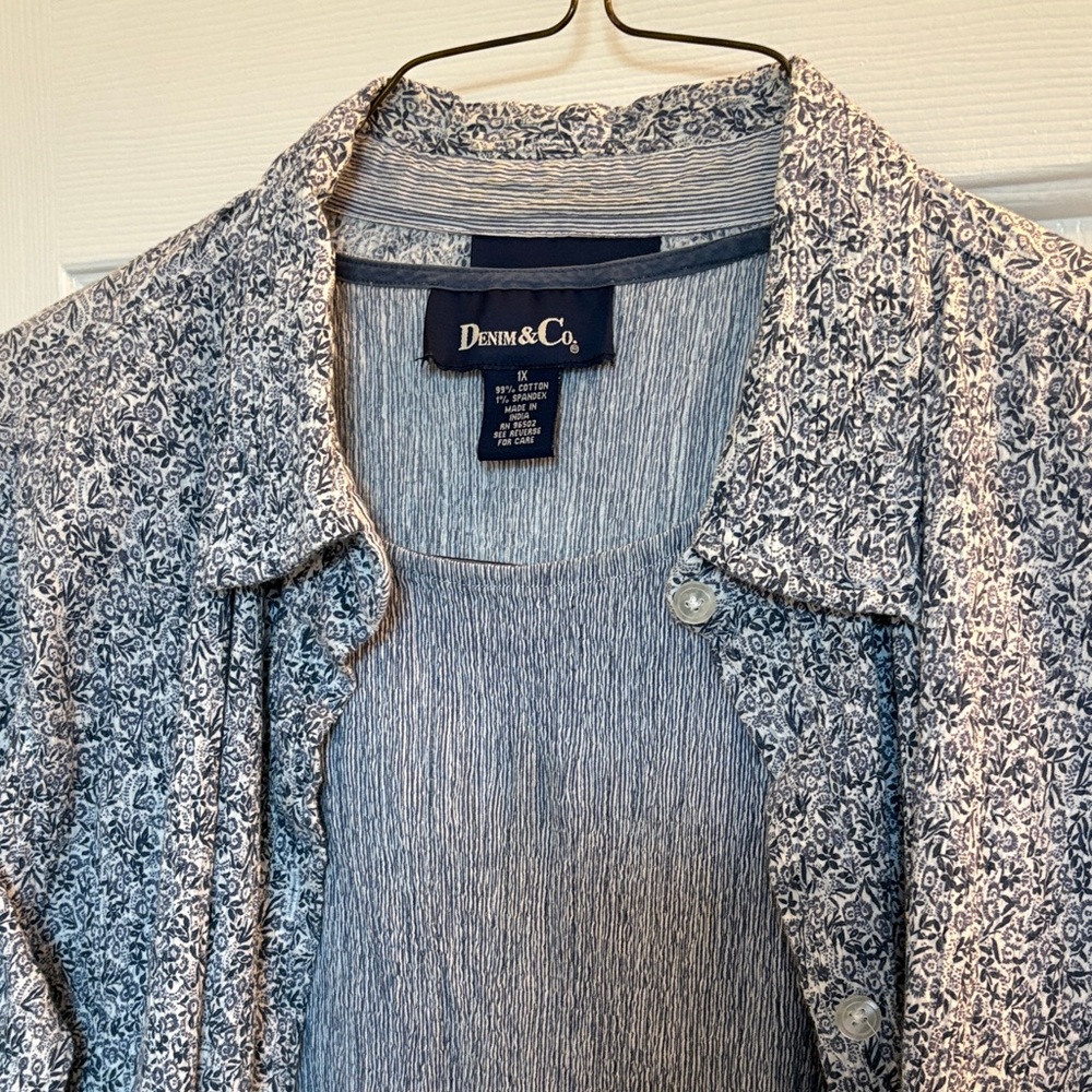 Denim&Co Blue Floral Button-Up